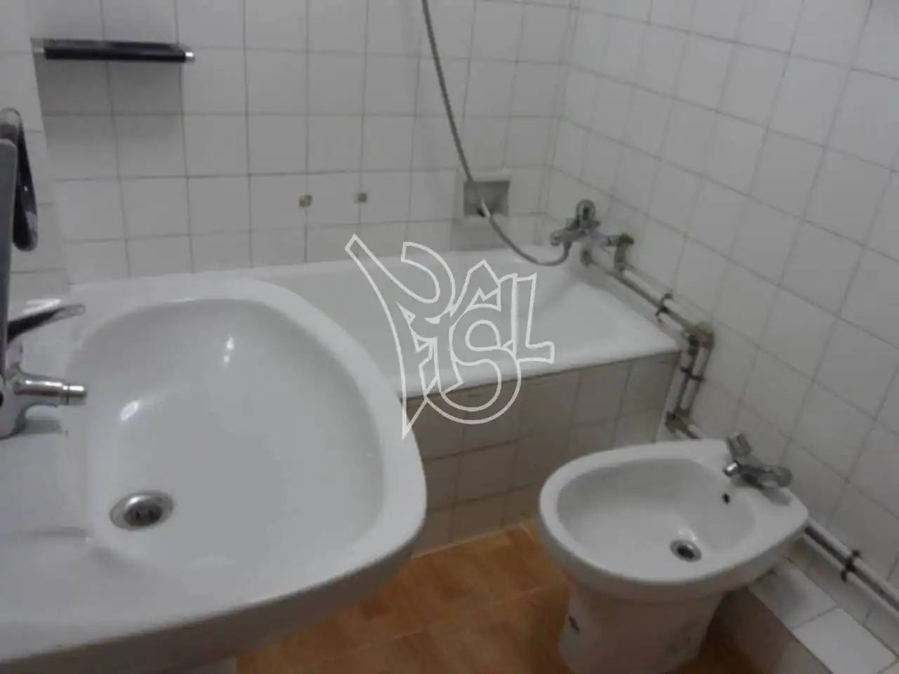 Baño de Piso de alquiler en Canet de Mar con Balcón