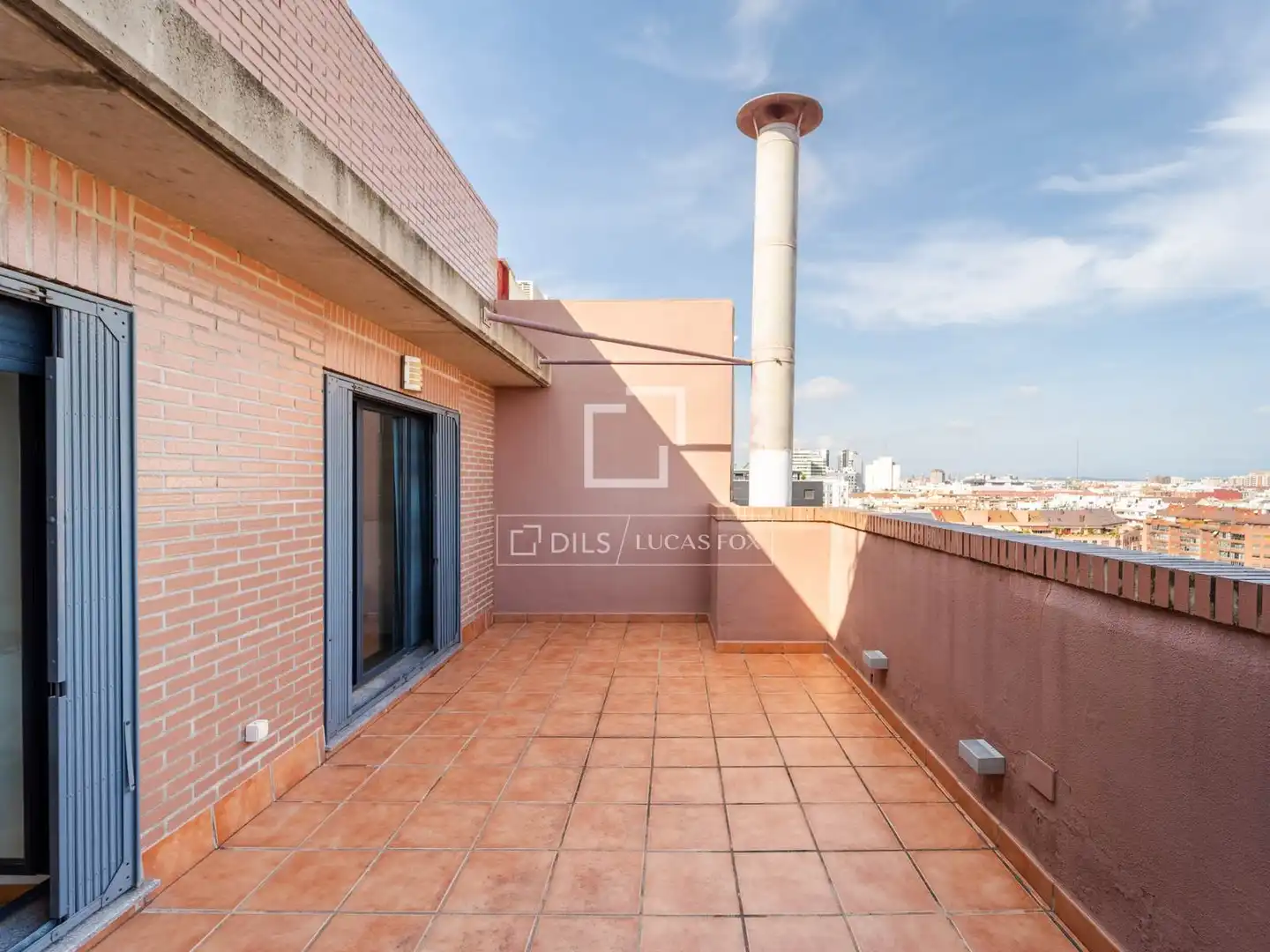 Penthouse with balcony for sale in Camins al Grau, imagen 31
