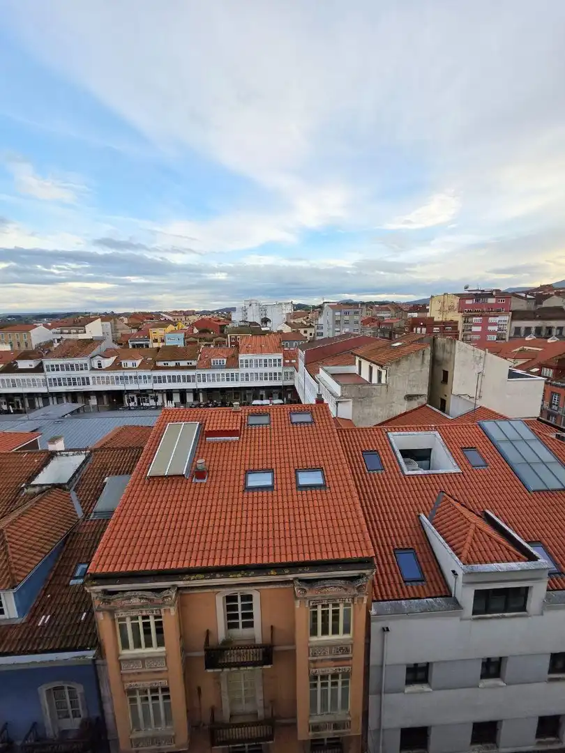 Vista exterior de Ático en venta en Avilés