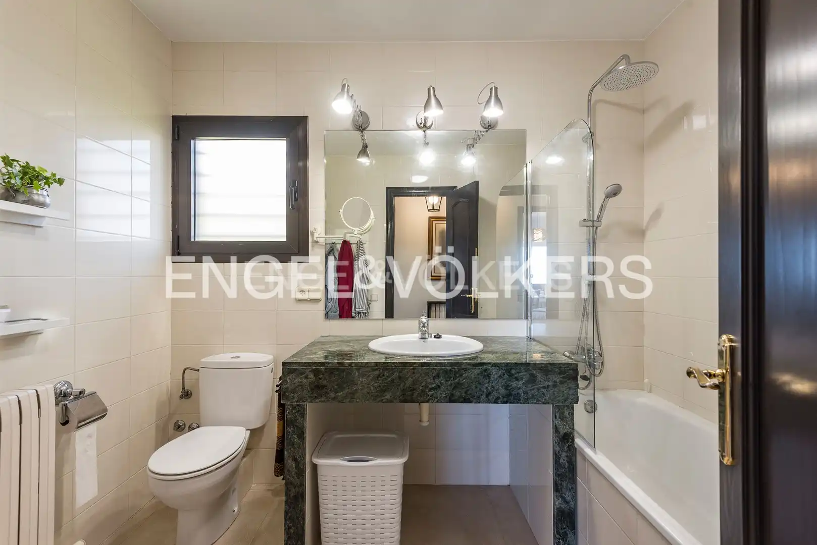 Baño de Casa o chalet en venta en Berga con Calefacción, Jardín privado y Terraza