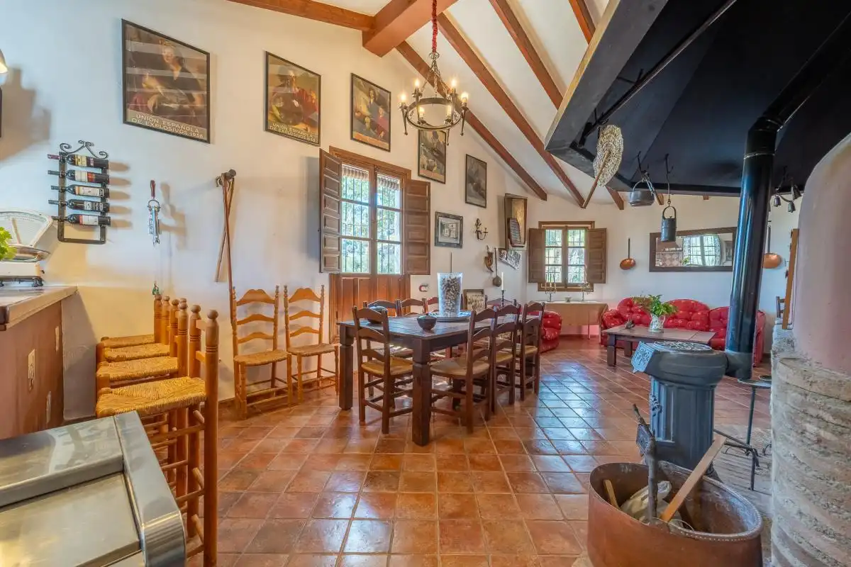 Comedor de Finca rústica en venta en Colmenar con Calefacción y Jardín privado