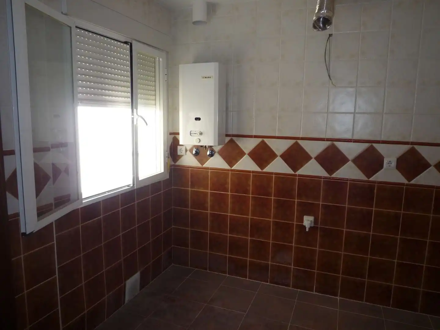 Baño de Ático en venta en Nueva Carteya con Aire acondicionado, Terraza y Trastero