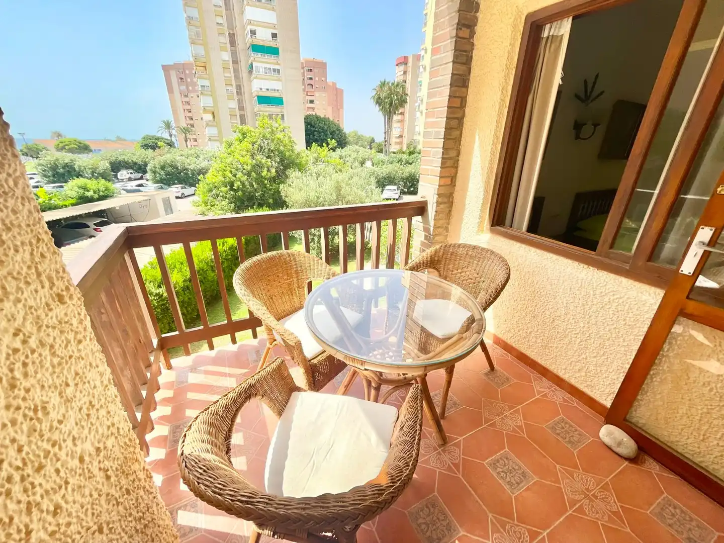 Terraza de Estudio de alquiler en Orihuela con Aire acondicionado, Amueblado y Lavadora