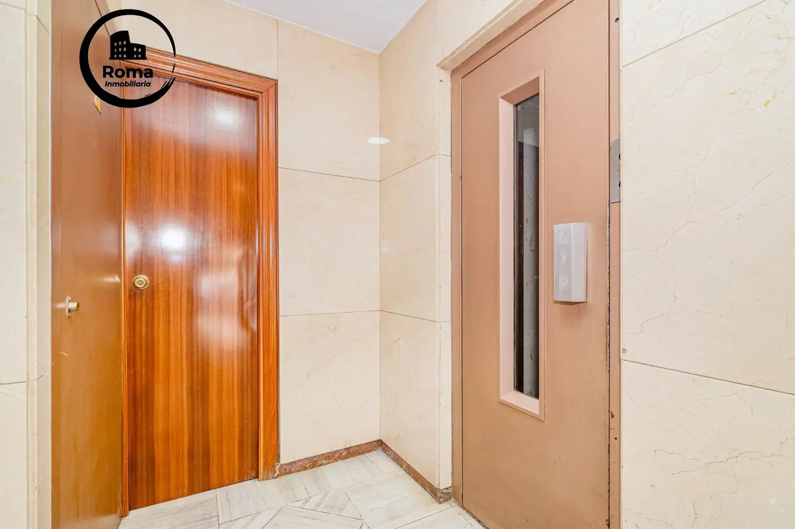 Piso con ascensor en venta en Calle Calle Arabial, imagen 42
