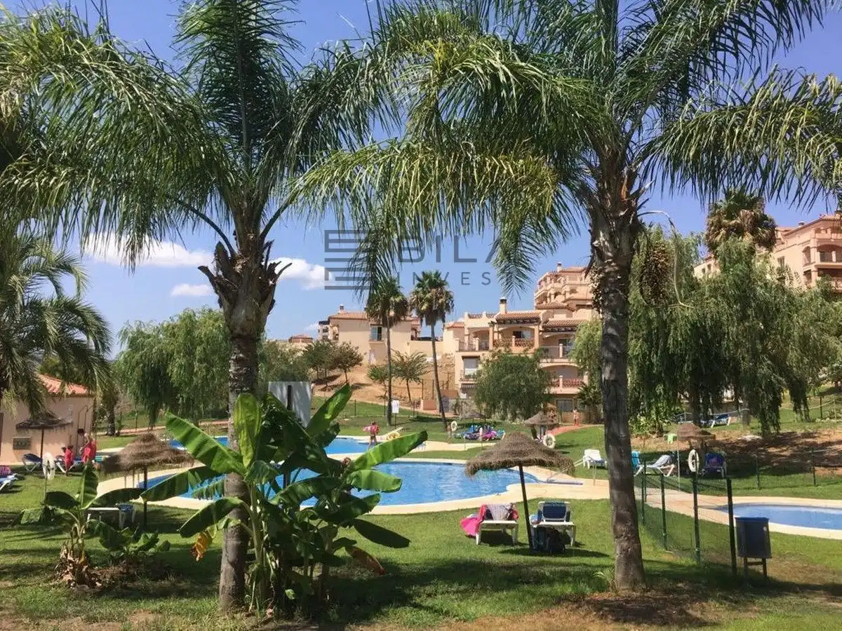Vista exterior de Casa adosada en venda en Mijas amb Traster, Piscina i Piscina comunitària