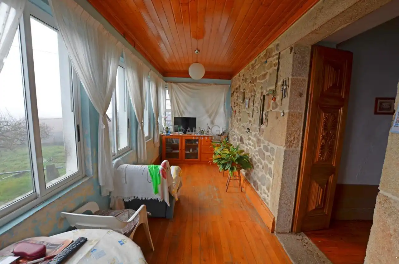 Casa o chalet en venta en O Rosal   con Calefacción, Jardín privado y Trastero