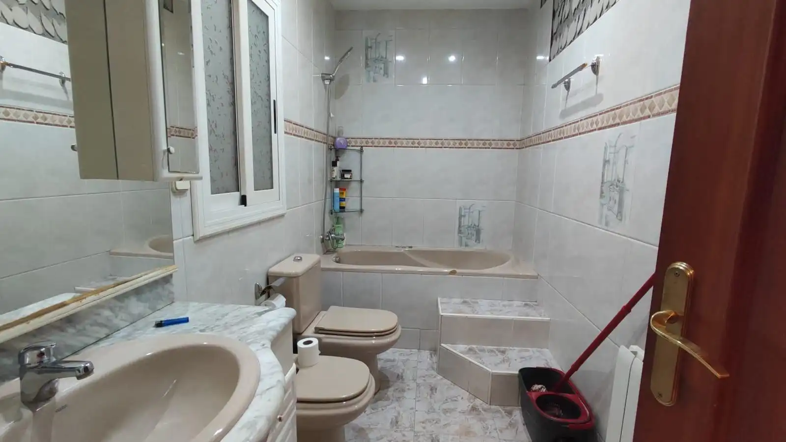 Baño de Piso en venta en Balsareny con Balcón