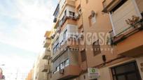 Exterior view of Flat for sale in  Sevilla Capital  with Air Conditioner and Heating