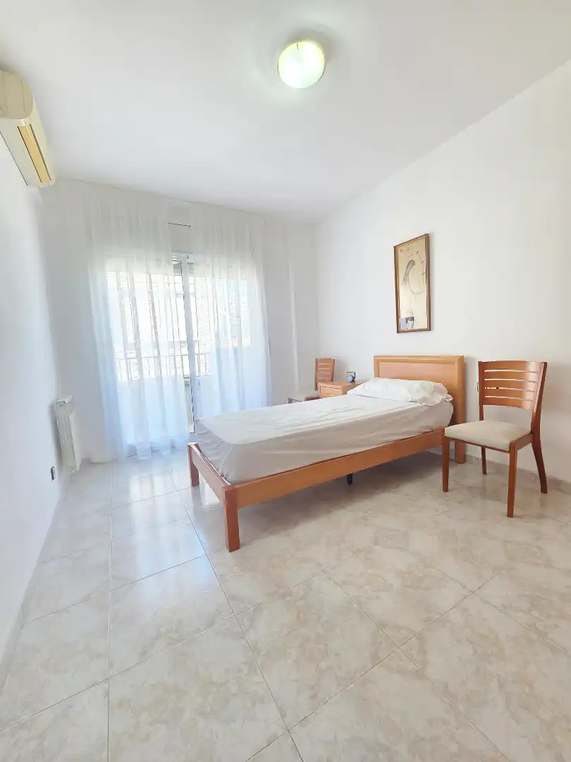 Habitación de Piso en venta en Cerdanyola del Vallès con Aire acondicionado, Calefacción y Balcón
