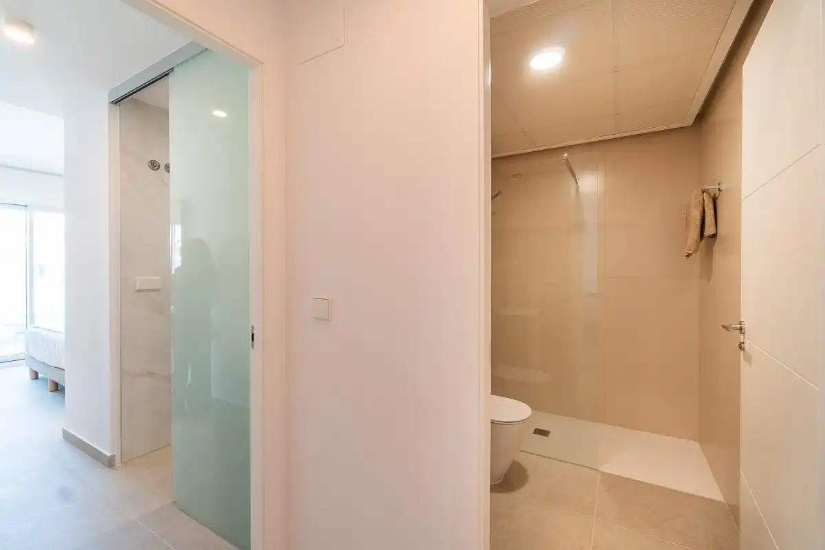 Bany de Apartament en venda en Orihuela amb Calefacció, Jardí privat i Terrassa
