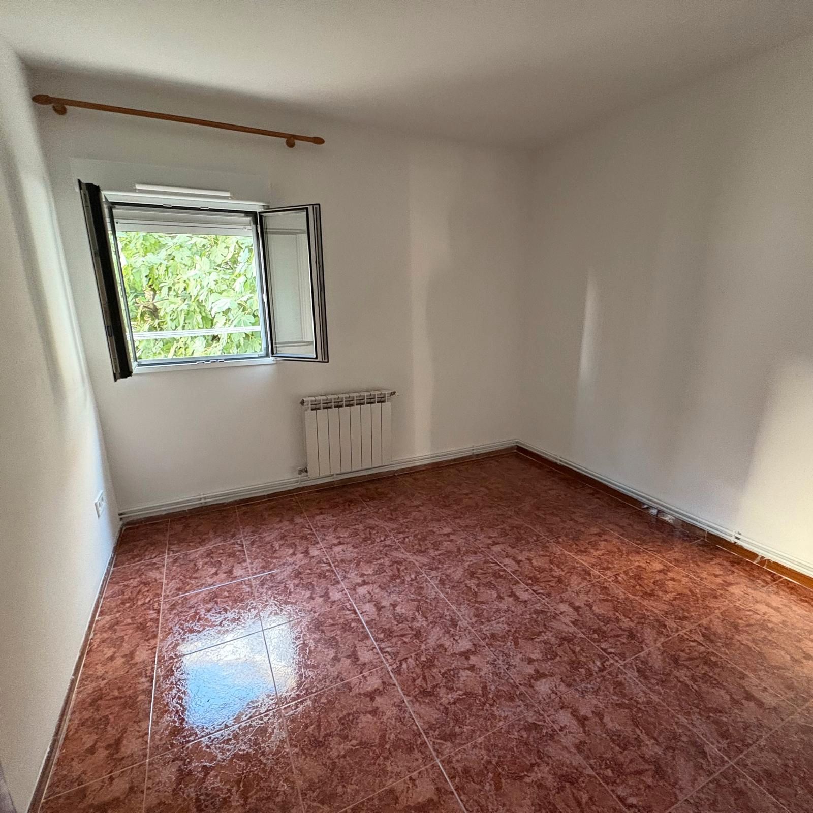 Habitación de Piso en venta en  Madrid Capital con Calefacción