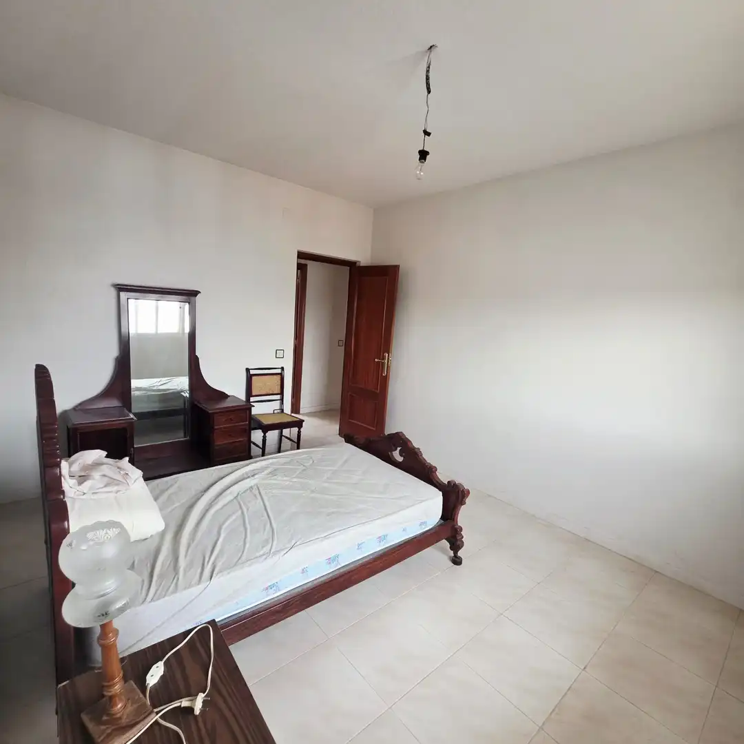 Habitación de Casa adosada en venta en Añover de Tajo con Jardín privado y Balcón