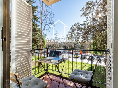 Exterior view of Flat for sale in  Barcelona Capital  with Terrace