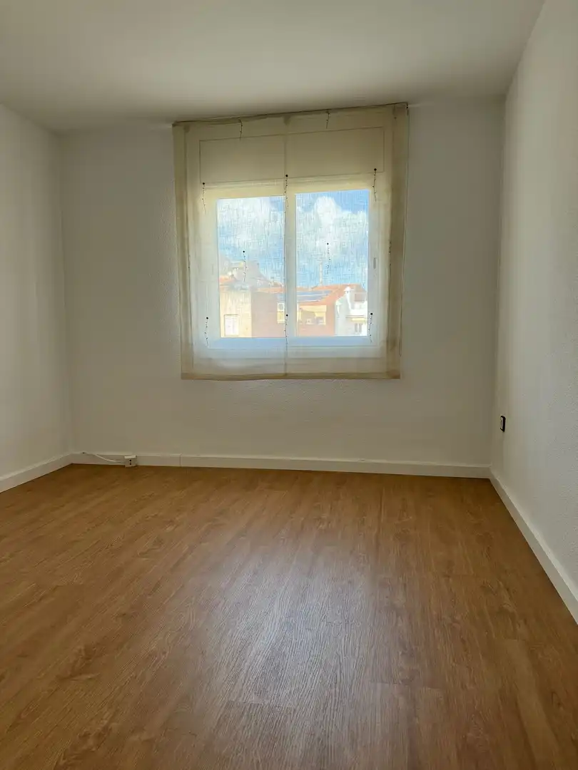 Flat for rent in Carrer d'Isaac Peral, Ca n'Aurell