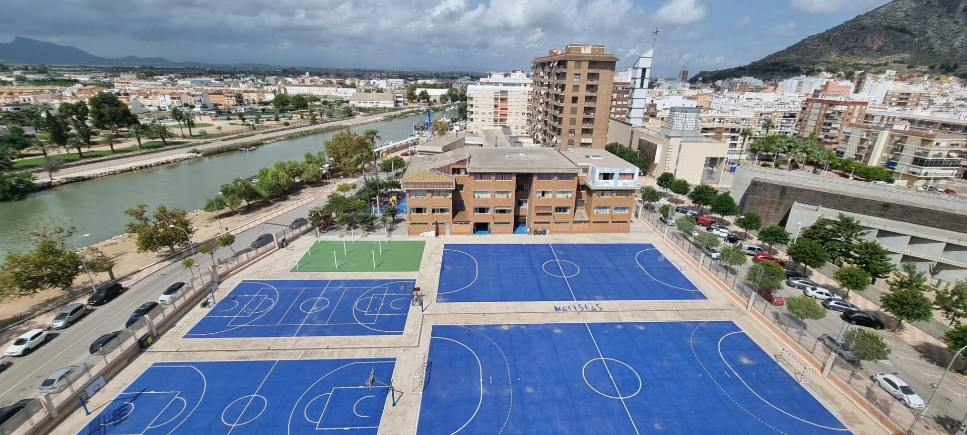 Aparcament de Dúplex en venda en Cullera amb Aire condicionat, Jardí privat i Terrassa