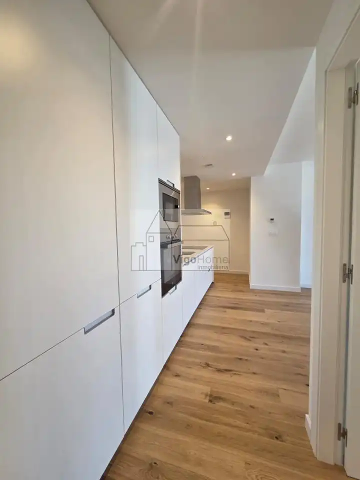 Flat for rent in ROSALIA DE CASTRO, 61, Centro - Areal