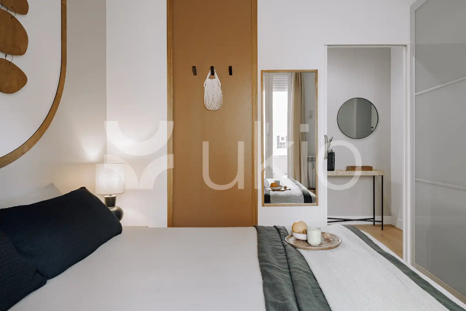 Schlafzimmer von Wohnungen zur Miete in Madrid mit Klimaanlage, Heizung und Terrasse