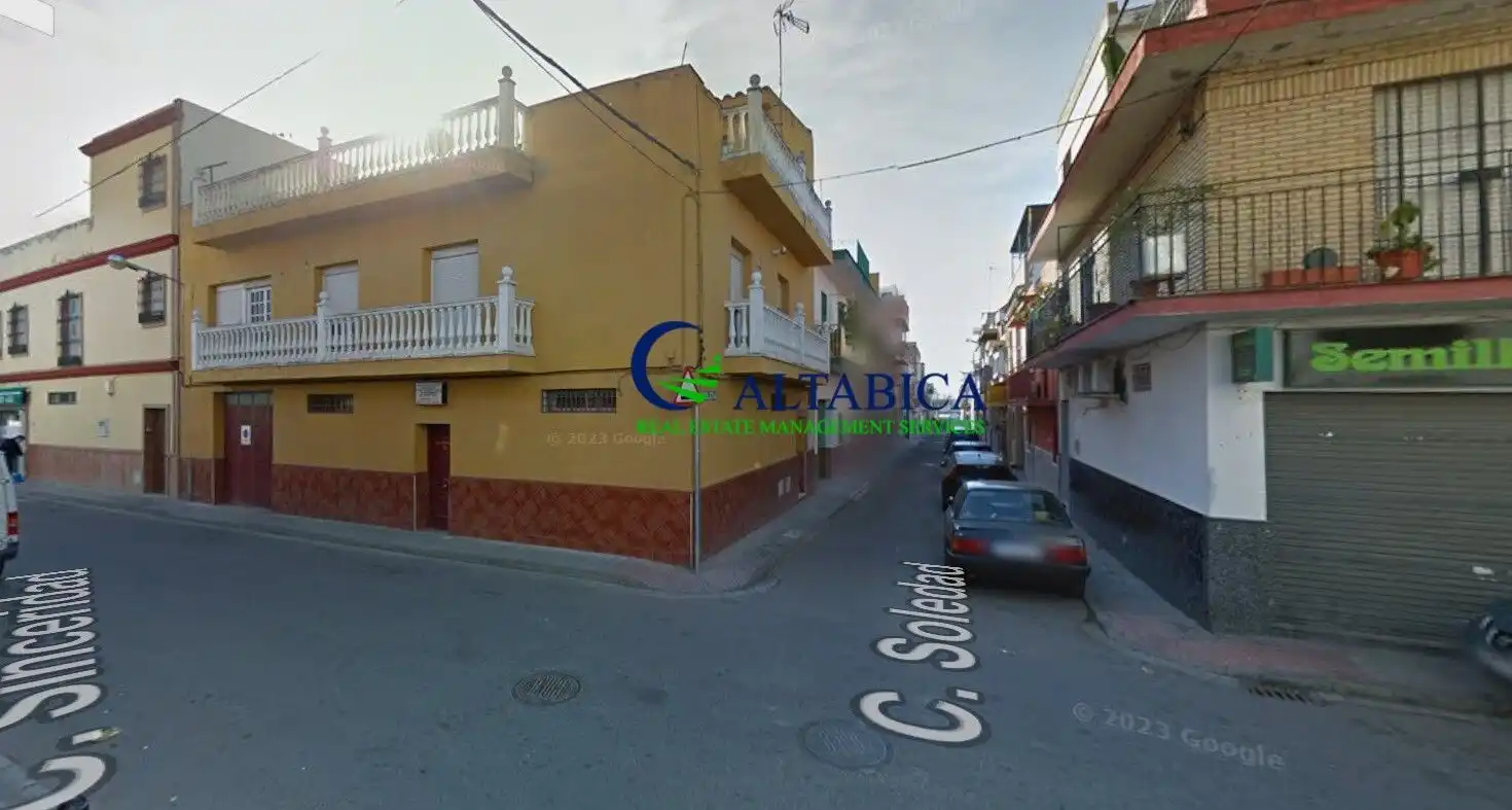 Vista exterior de Pis en venda en Sevilla