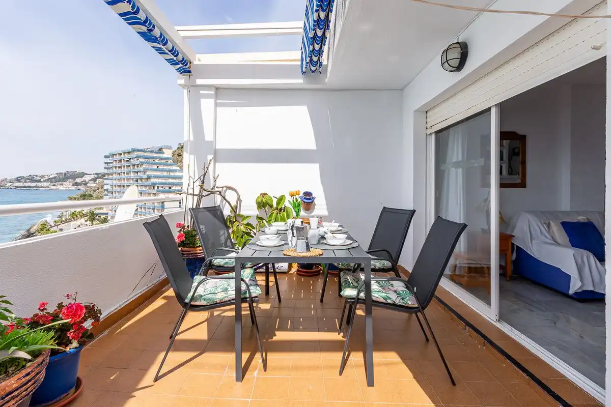 Terraza de Apartamento de alquiler en Almuñécar con Terraza y Amueblado