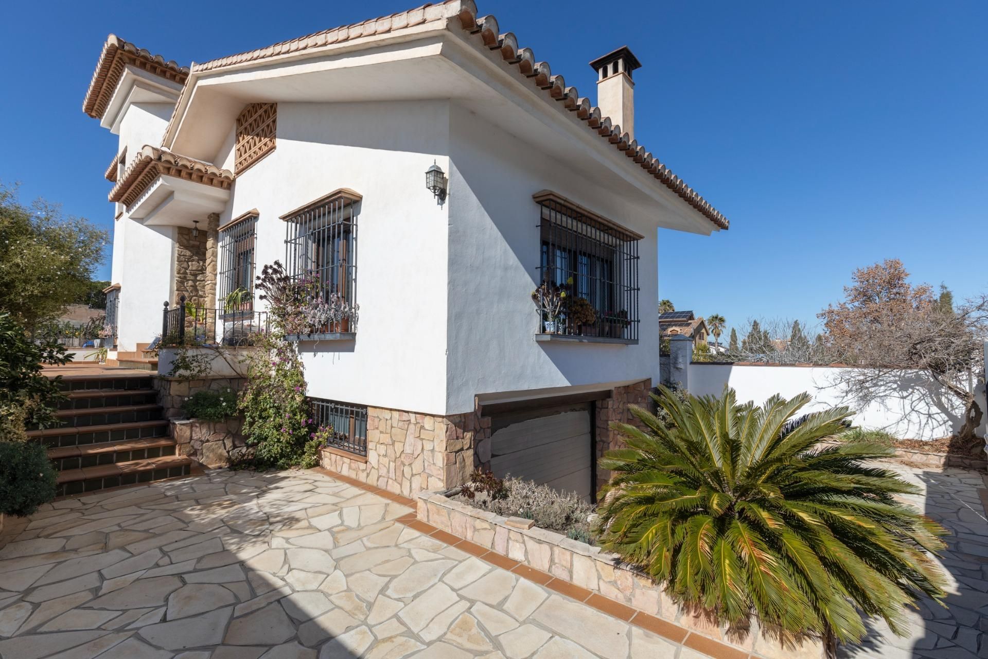 Exterior view of House or chalet for sale in Alhendín  with Heating, Private garden and Terrace