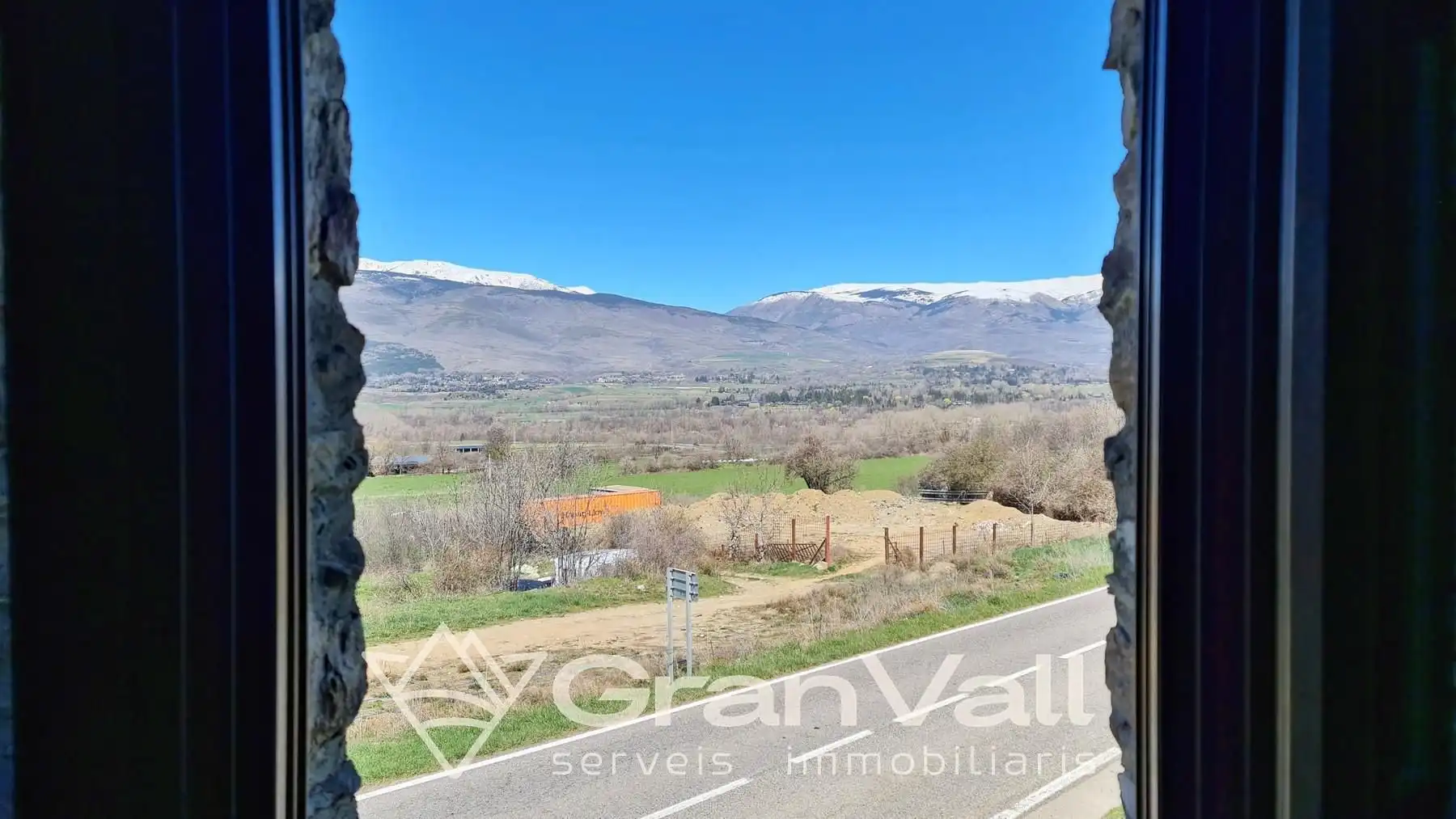 Casa adosada en venda en Fontanals de Cerdanya amb Calefacció
