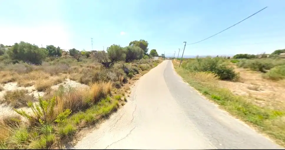 Terreny rústic en venda a Avenida de la Albarda