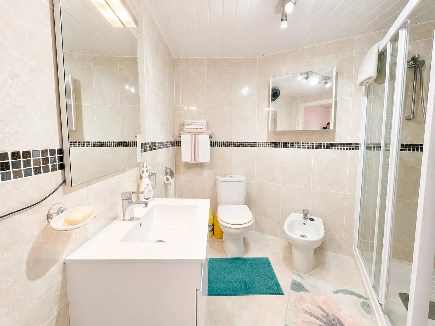 Badezimmer von Dachboden zum Verkauf in Benalmádena mit Möbliert und Gemeinschaftspool