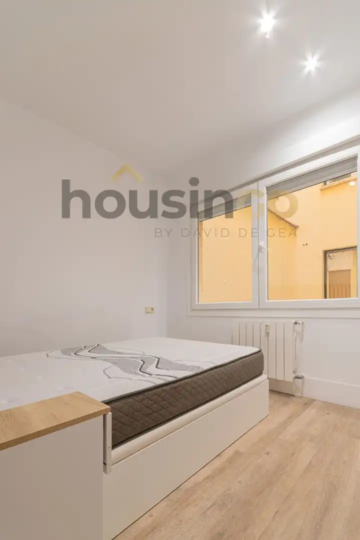 Study for rent in Juan Álvarez Mendizábal, Argüelles