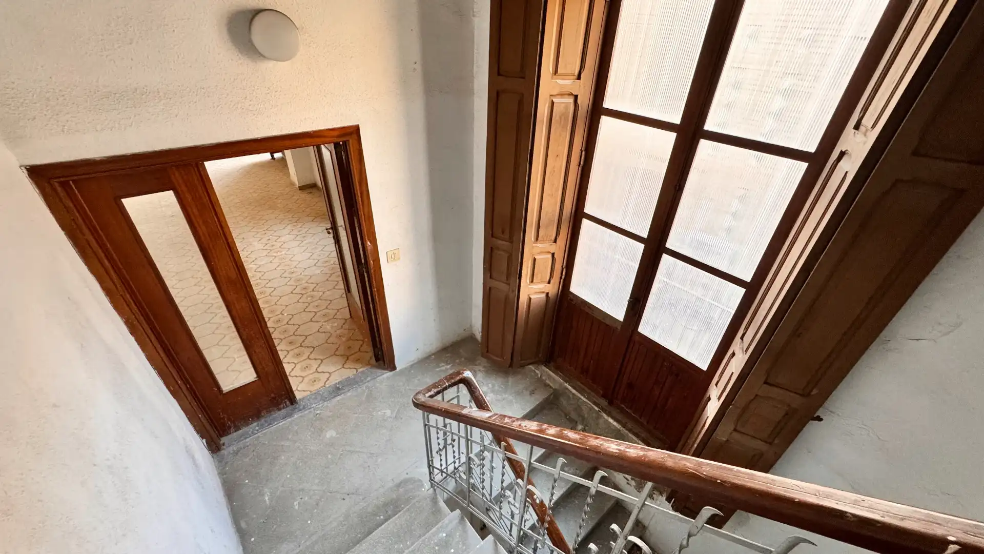 Gebäude zum Verkauf in Massamagrell