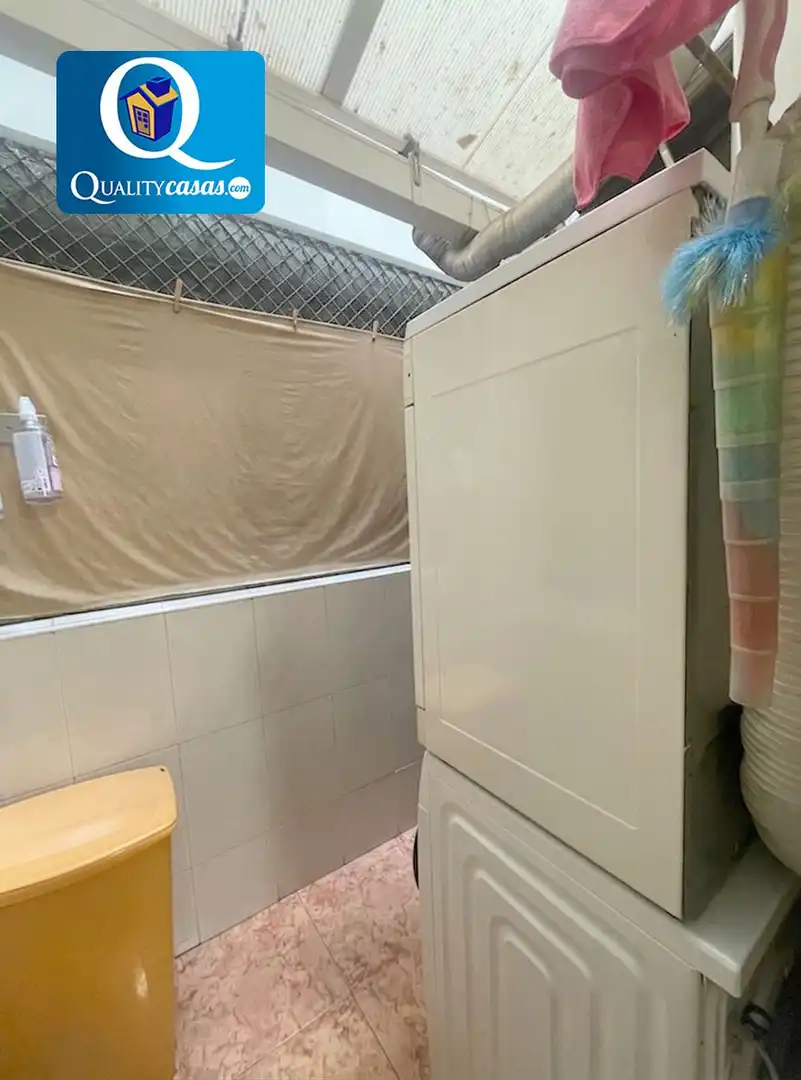 Baño de Apartamento en venta en Elche / Elx con Aire acondicionado