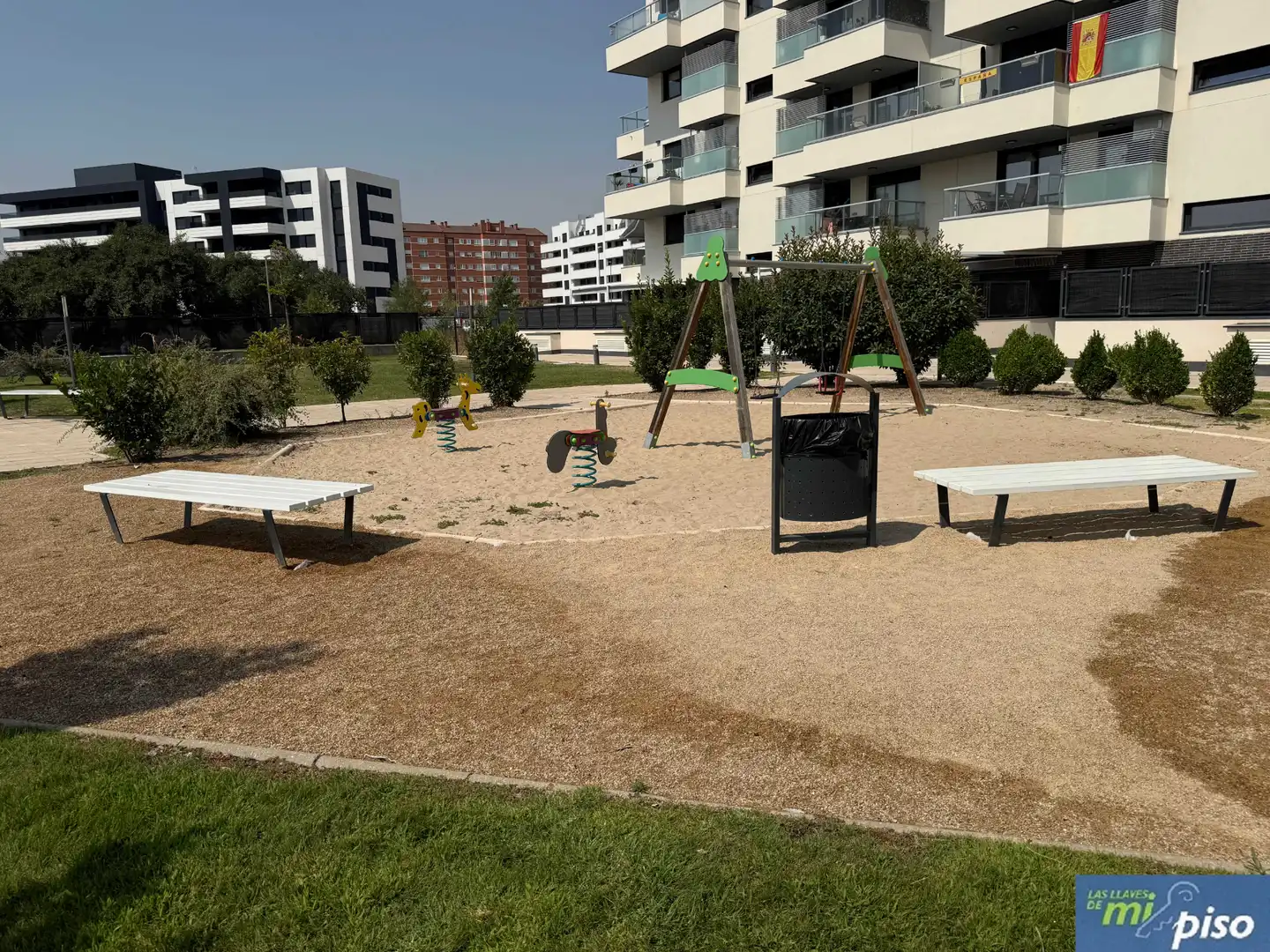 Parkplatz von Wohnung zum Verkauf in Valladolid mit Heizung, Privatgarten und Parkett