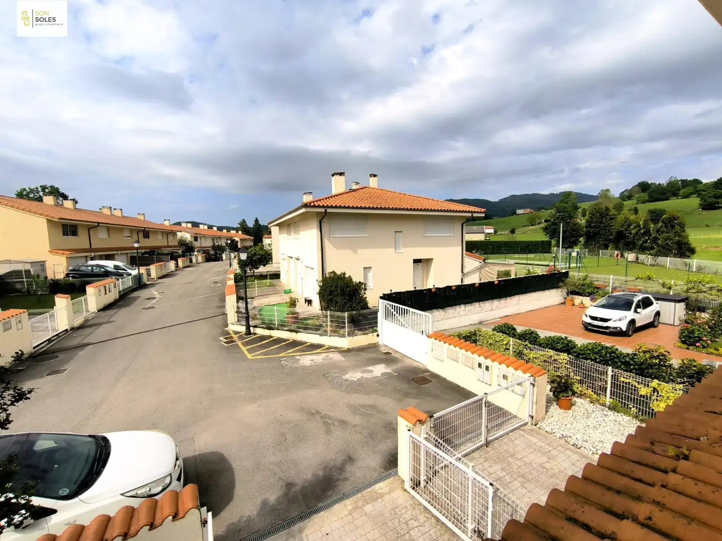Exterior view of Detached homes for sale in Santiurde de Toranzo  with Heating, Private garden and Parquet flooring