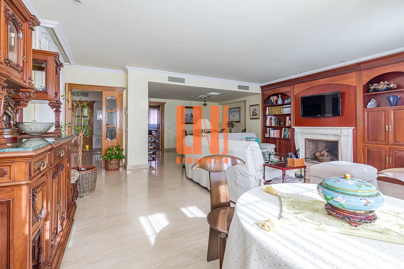 Sala de estar de Casa adosada en venta en Madrid con Aire acondicionado, Calefacción y Jardín privado