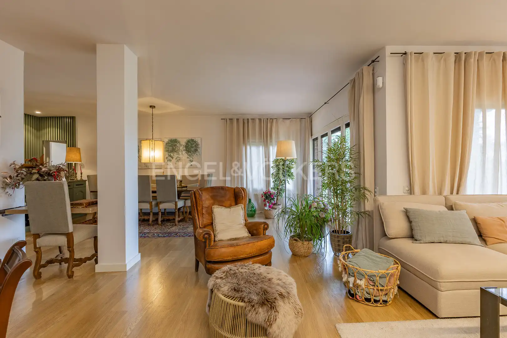 Sala de estar de Casa o chalet en venta en Seva con Aire acondicionado, Calefacción y Jardín privado