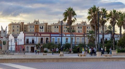 Foto 3 de Piso de alquiler en El Grau, Valencia Capital
