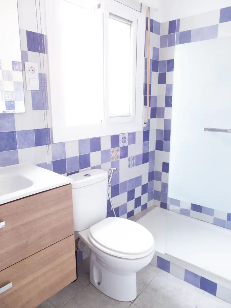 Badezimmer von Maisonette zum Verkauf in L'Ametlla de Mar  mit Klimaanlage und Möbliert