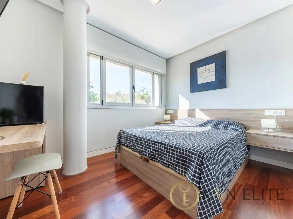 Bedroom of Houses for sale in Petrer  with Air Conditioner, Private garden and Swimming Pool