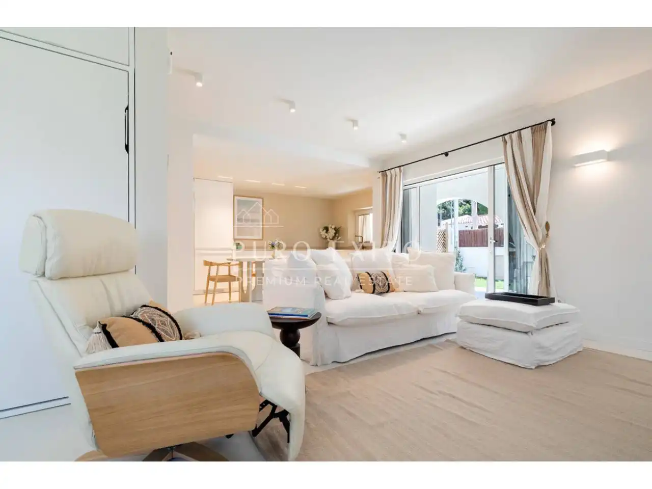 Außenansicht von Haus oder Chalet zum Verkauf in Cambrils mit Heizung, Privatgarten und Terrasse