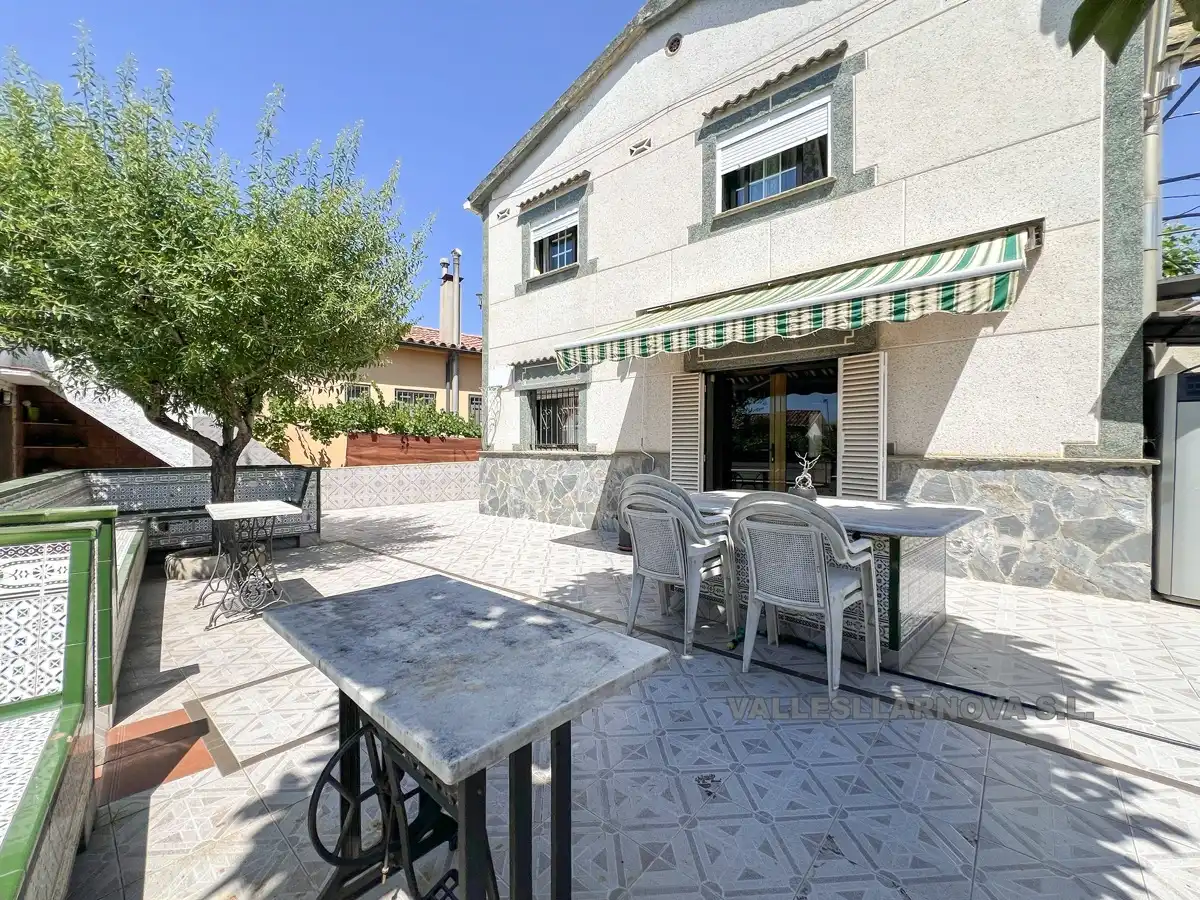 Terrace of Houses for sale in Parets del Vallès  with Private garden, Terrace and Storage room