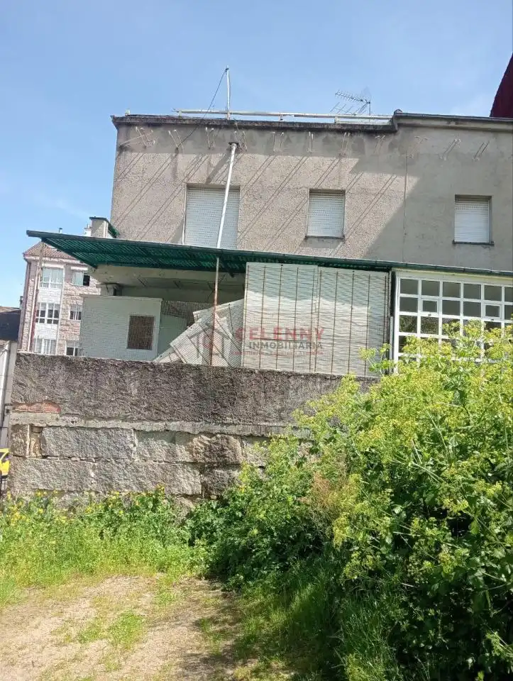 Exterior view of Buildings for sale in Ourense Capital 