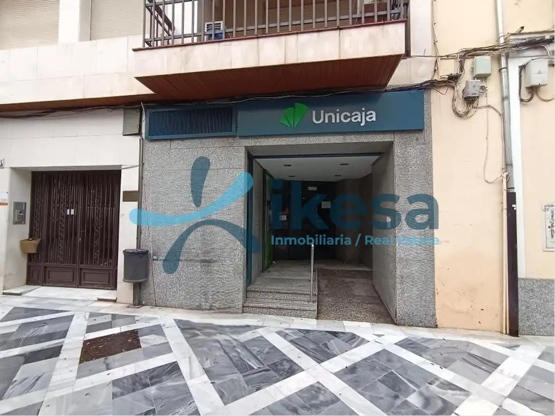 Vista exterior de Local en venta en Antequera