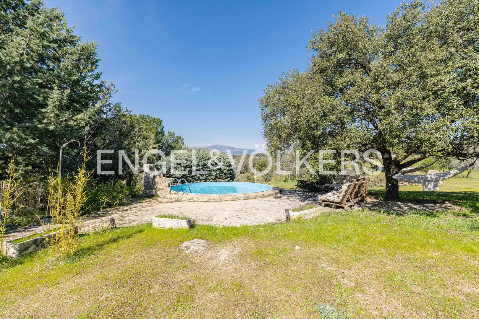 Houses for sale in Valdemorillo  with Air Conditioner, Heating and Private garden