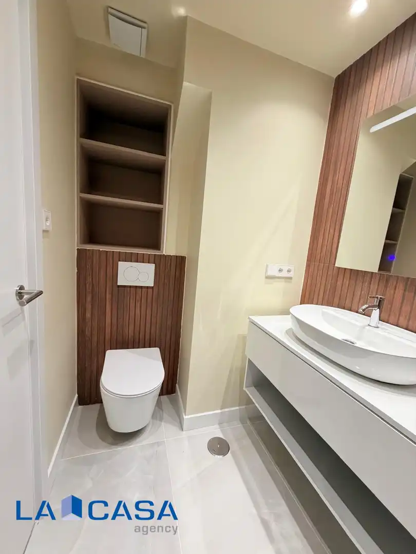Baño de Planta baja en venta en Madrid con Calefacción