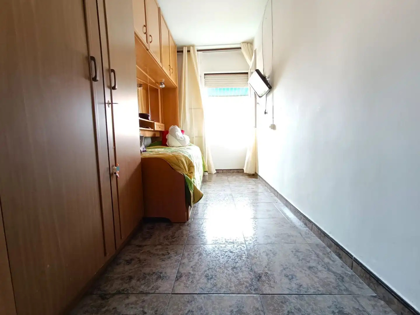 Habitación de Piso en venta en Badalona con Calefacción