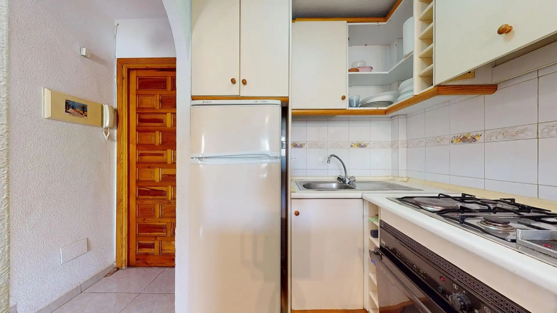 Cuina de Apartament en venda en San Javier amb Moblat, Balcó i Piscina comunitària