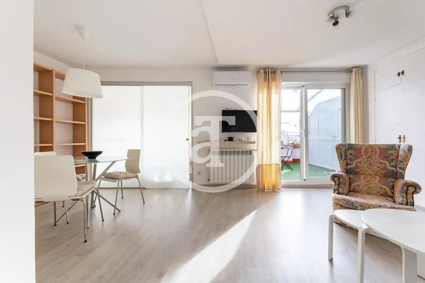 Penthouse with lift to rent in Calle del Cardenal Cisneros, imagen 2