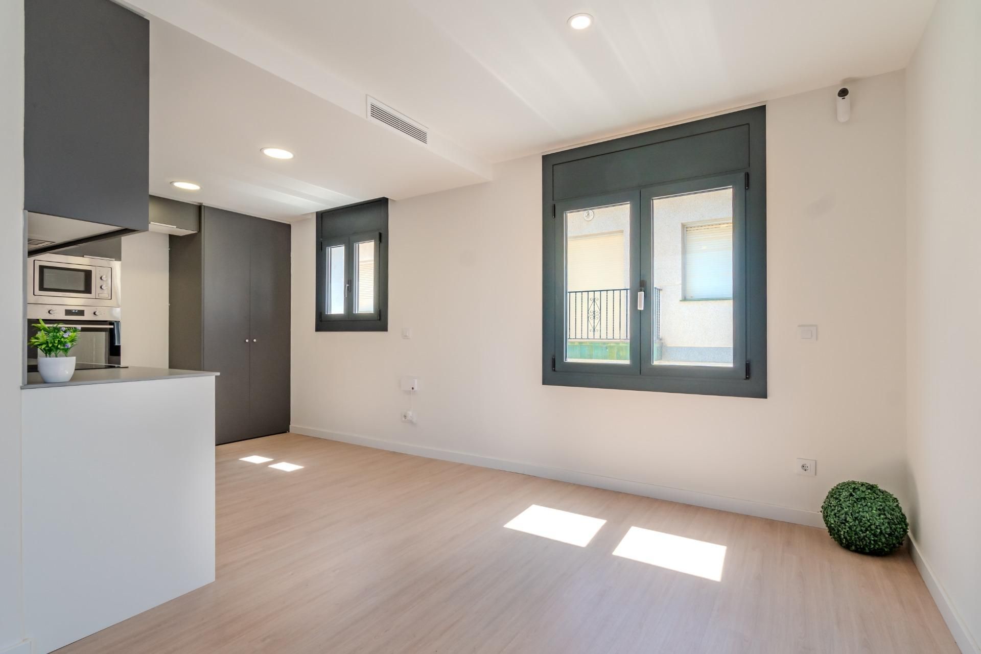 Flat for sale in Roses  with Air Conditioner, Heating and Parquet flooring