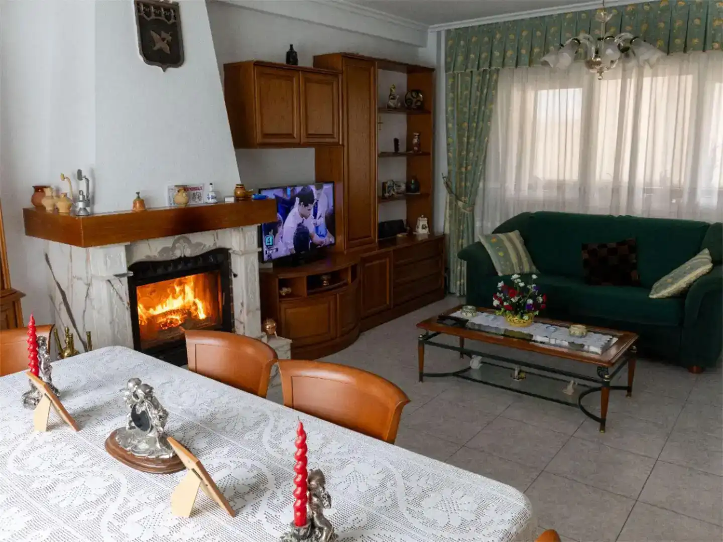 Sala d'estar de Casa o xalet en venda en Castrillo del Val amb Balcó