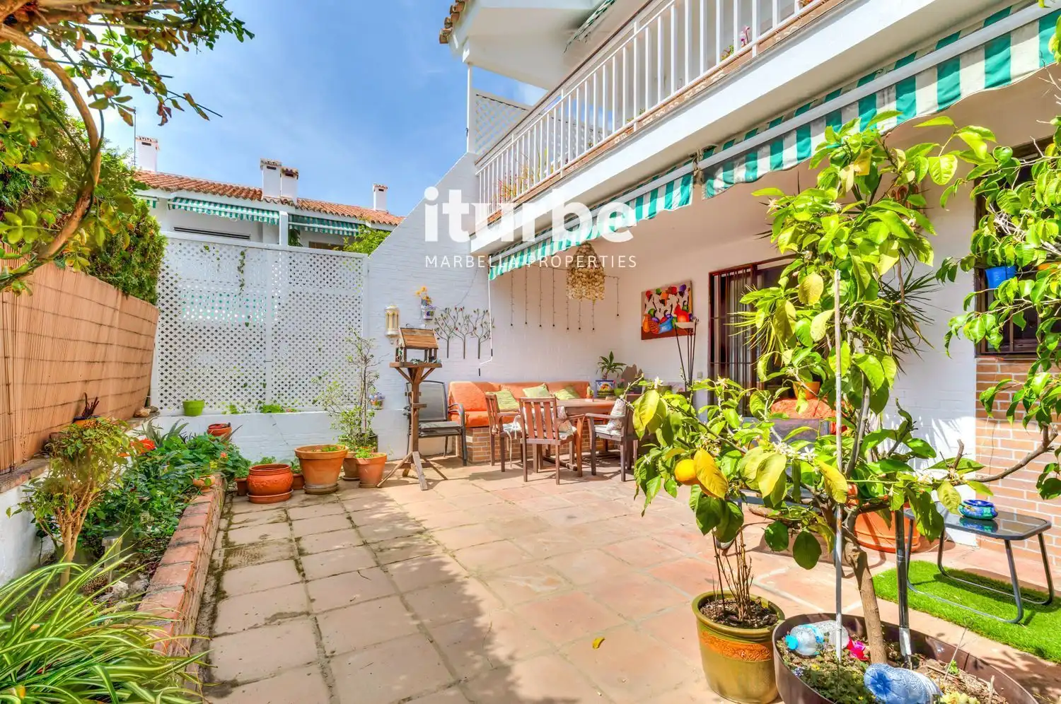 Terraza de Piso en venta en Marbella con Aire acondicionado, Terraza y Piscina