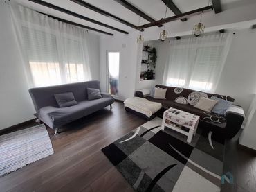 Piso con balcón en venta en Avda de les Germanies